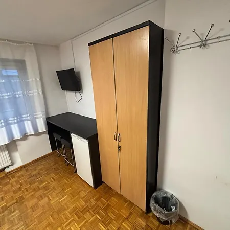 Pokoj Wrzesnia Ostello